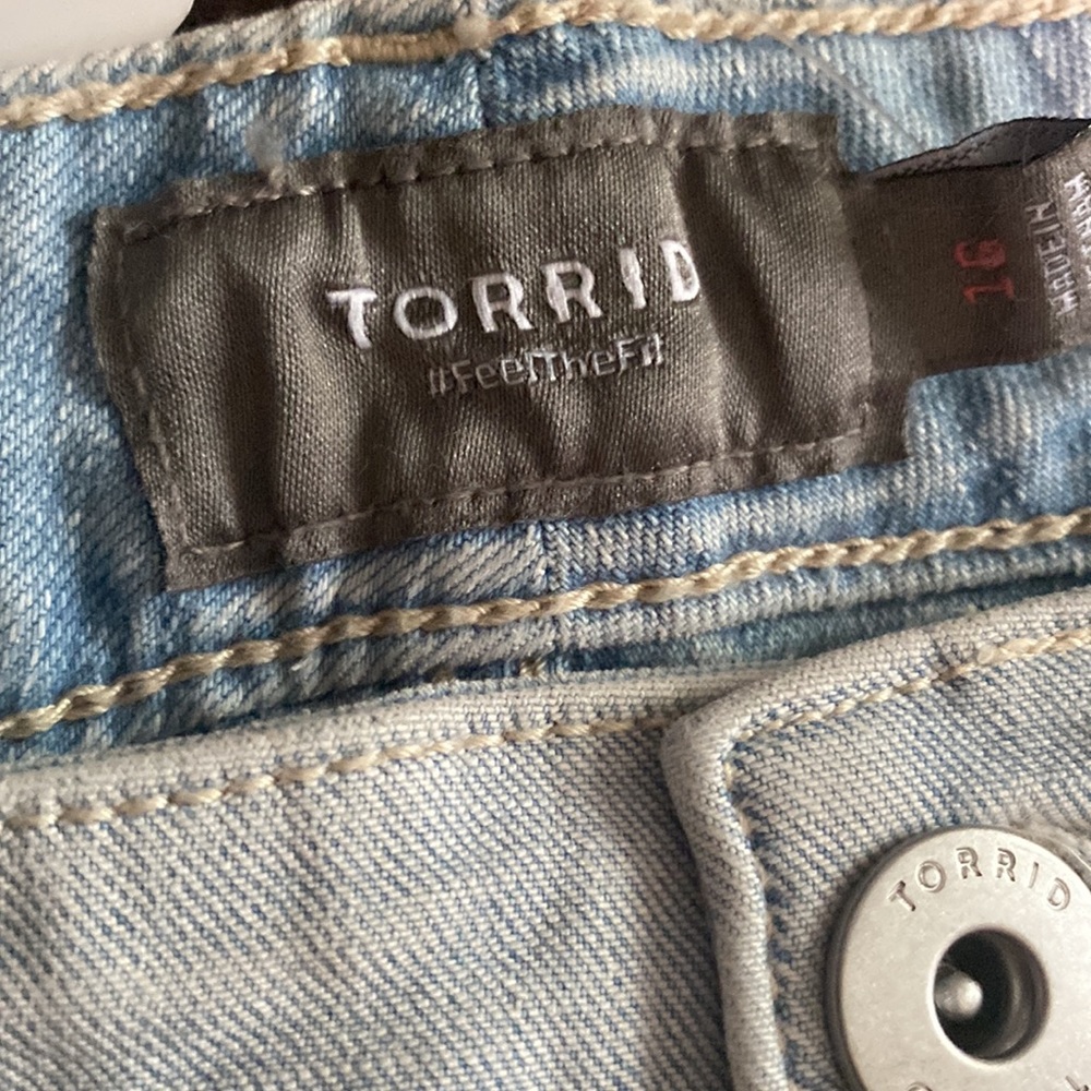 Torrid - Picture 3 of 5
